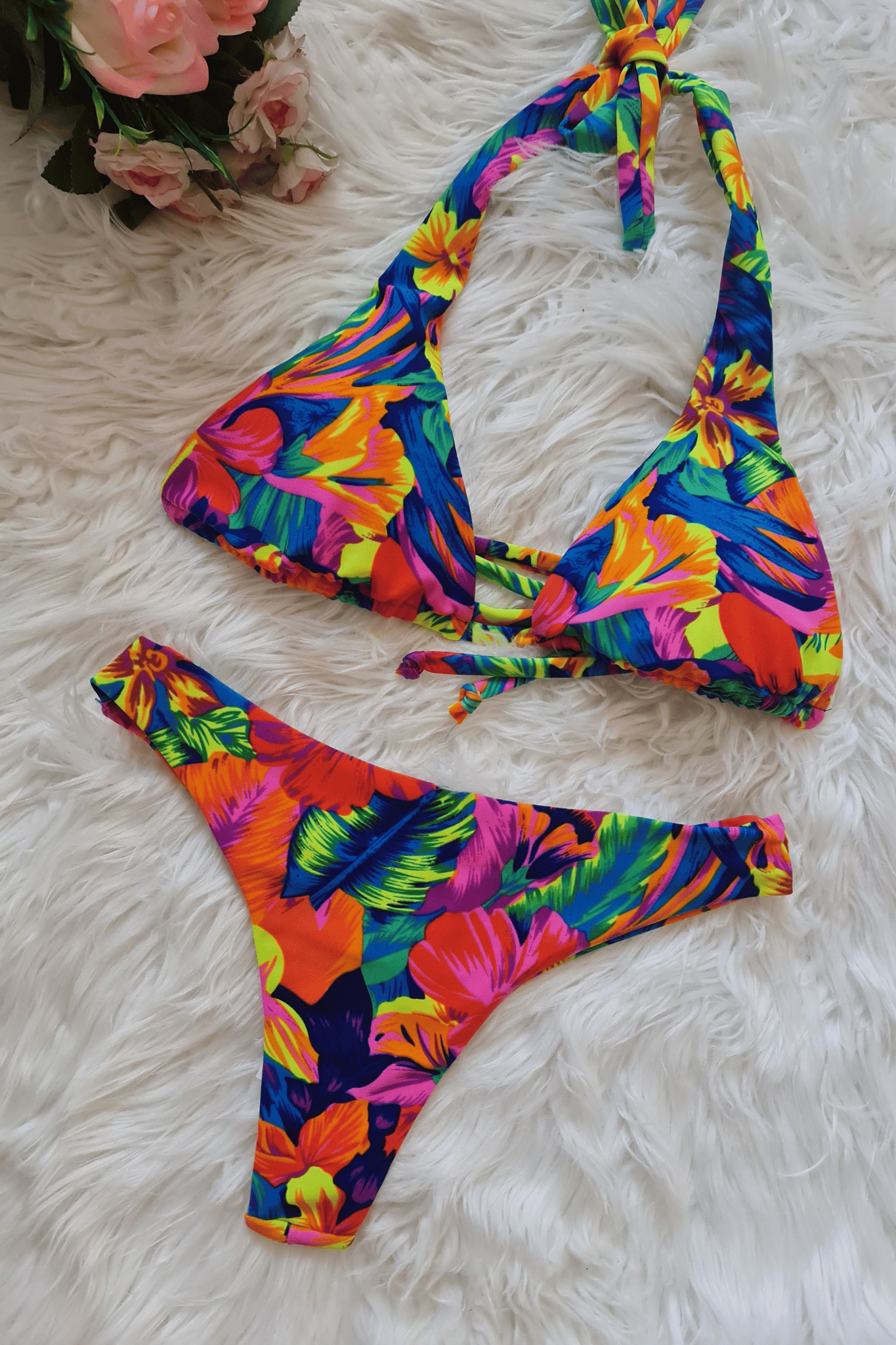Bikini Dahlia