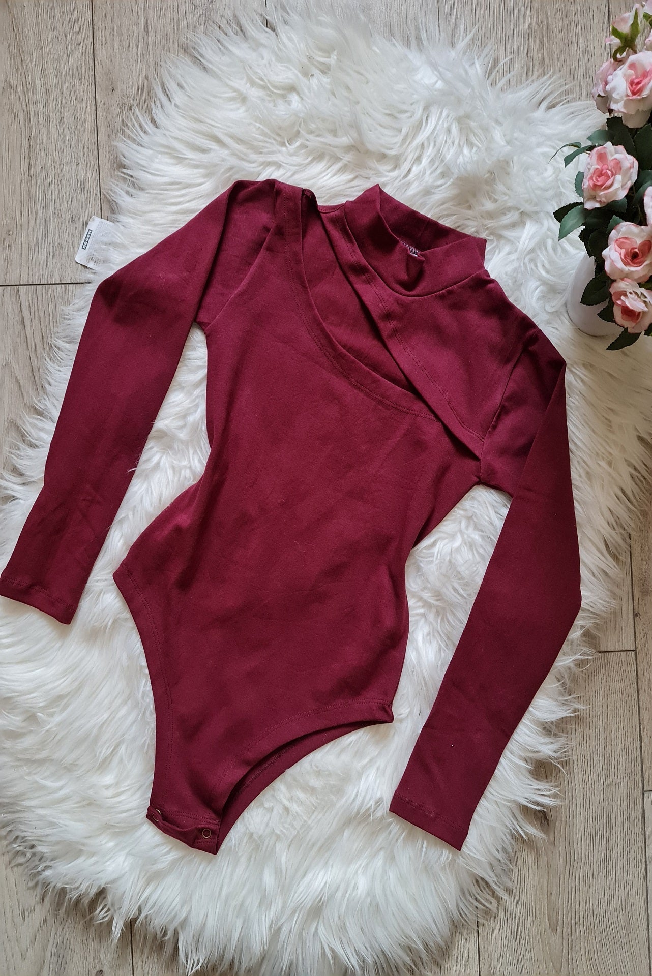 BODY MUJER ASIMÉTRICO MABEL OJAL