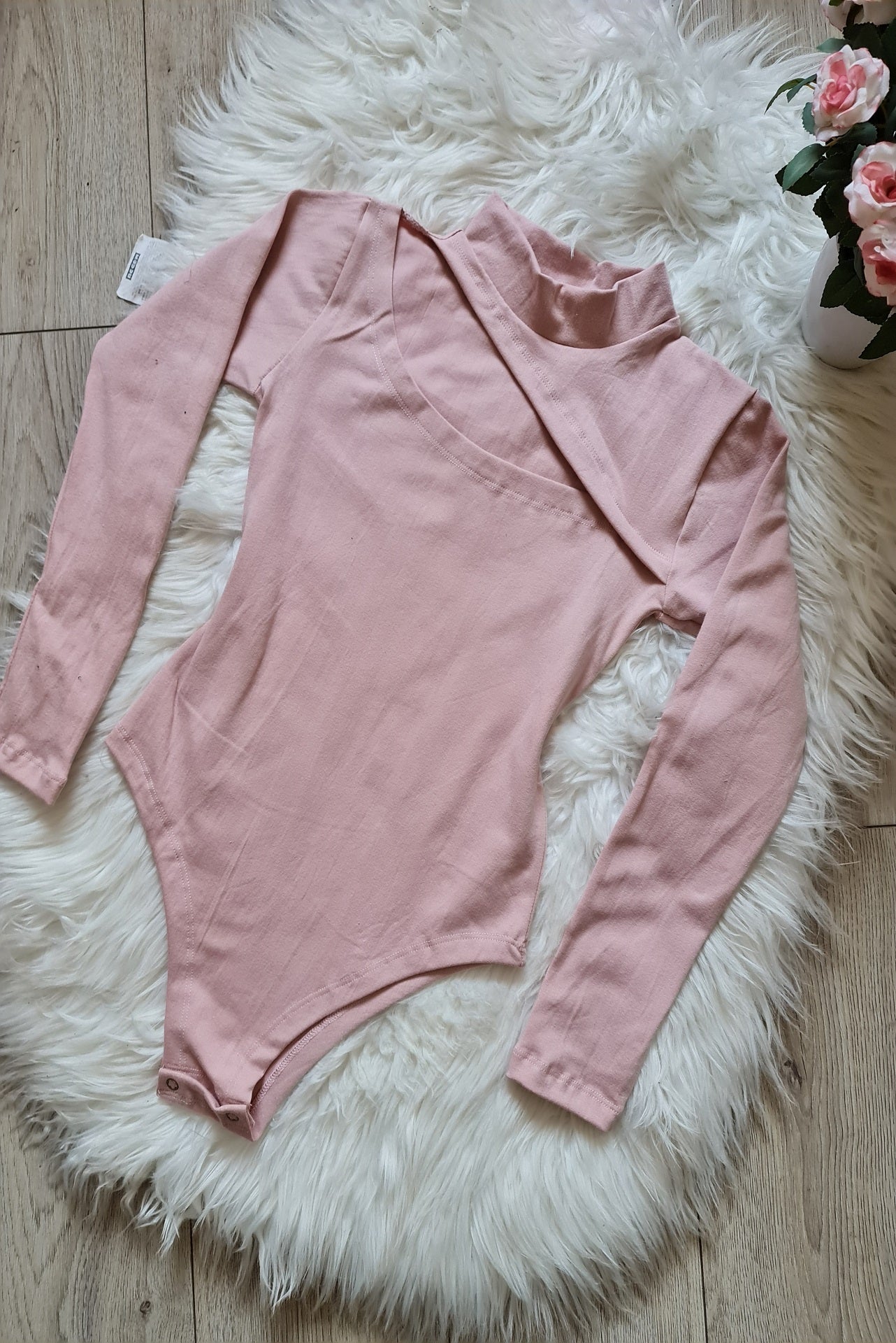 BODY MUJER ASIMÉTRICO MABEL OJAL