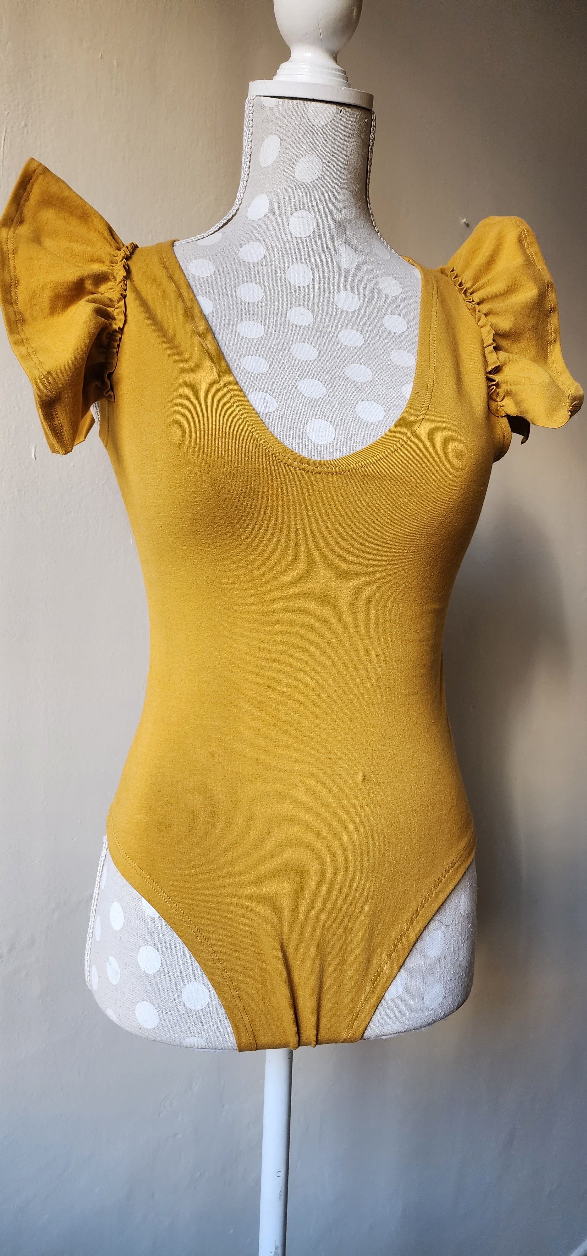 BODY MAGDA ESCOTE EN V