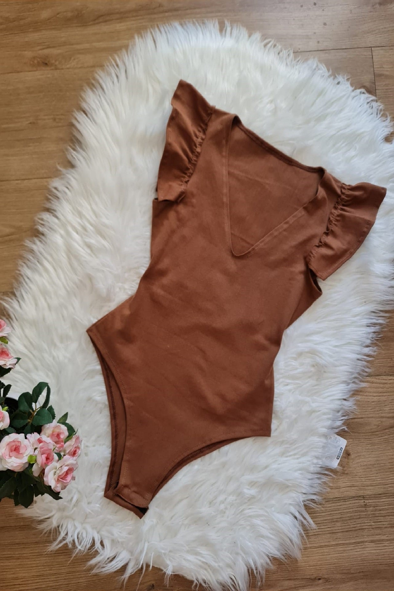 BODY MAGDA ESCOTE EN V
