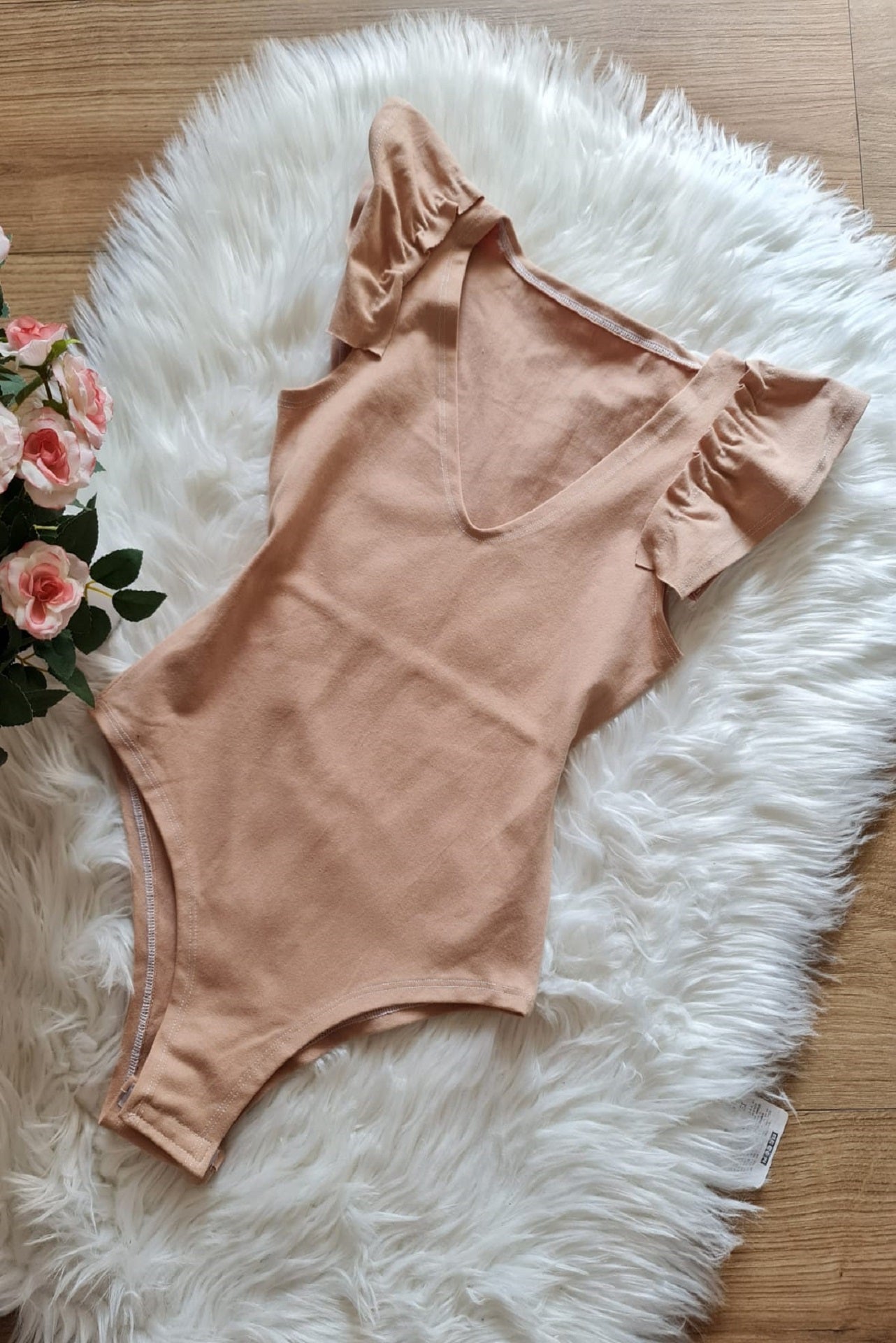 BODY MAGDA ESCOTE EN V